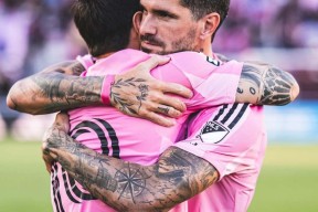 开元棋牌-包含西汉姆迎国王杯关键赛，冲刺阶段队长鼓劲，震撼外界，赛季目标并未改变的词条